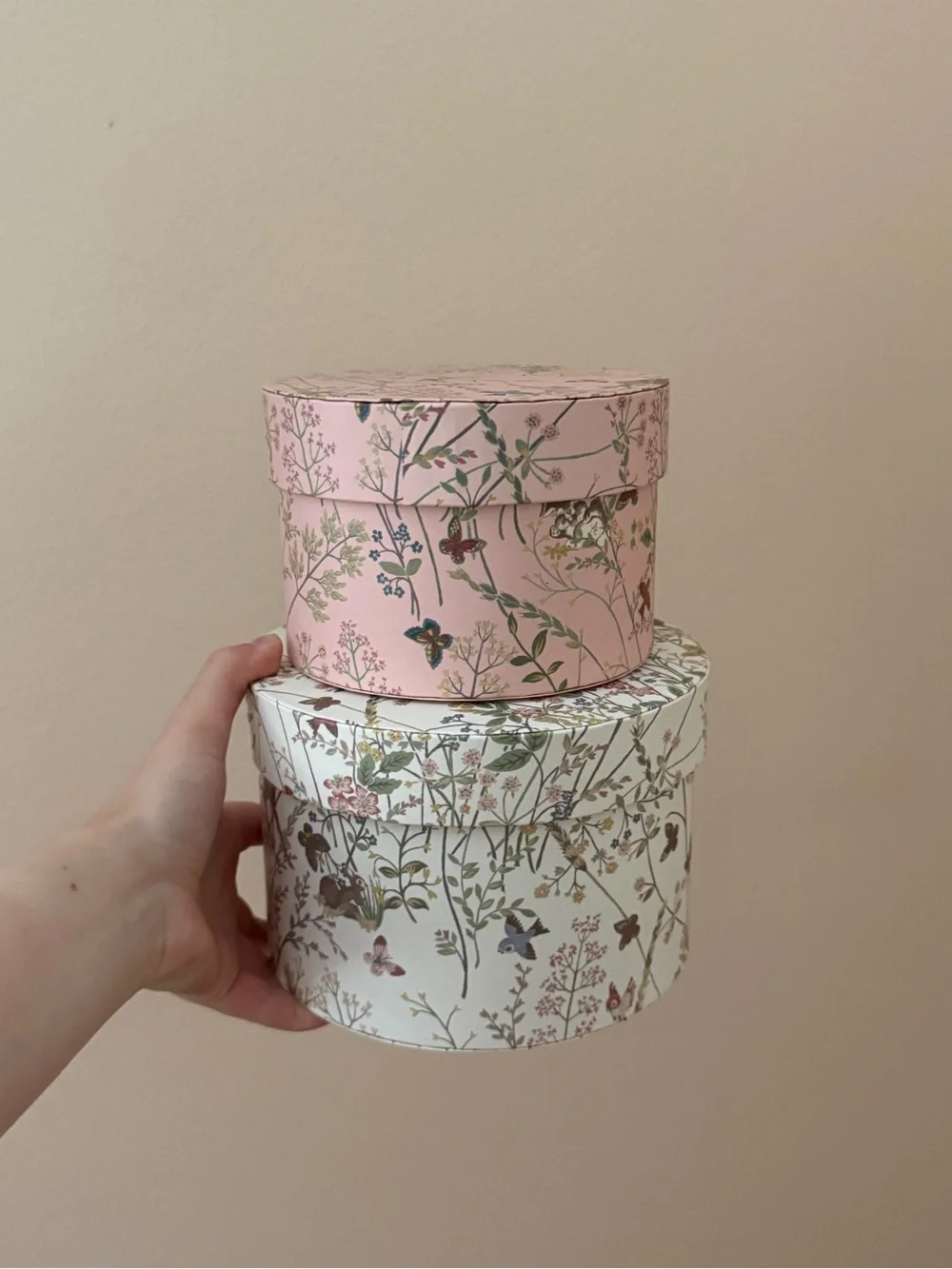 Disney x Sanderson Nesting Hat Boxes Set of 2 Woodland Floral Pink White